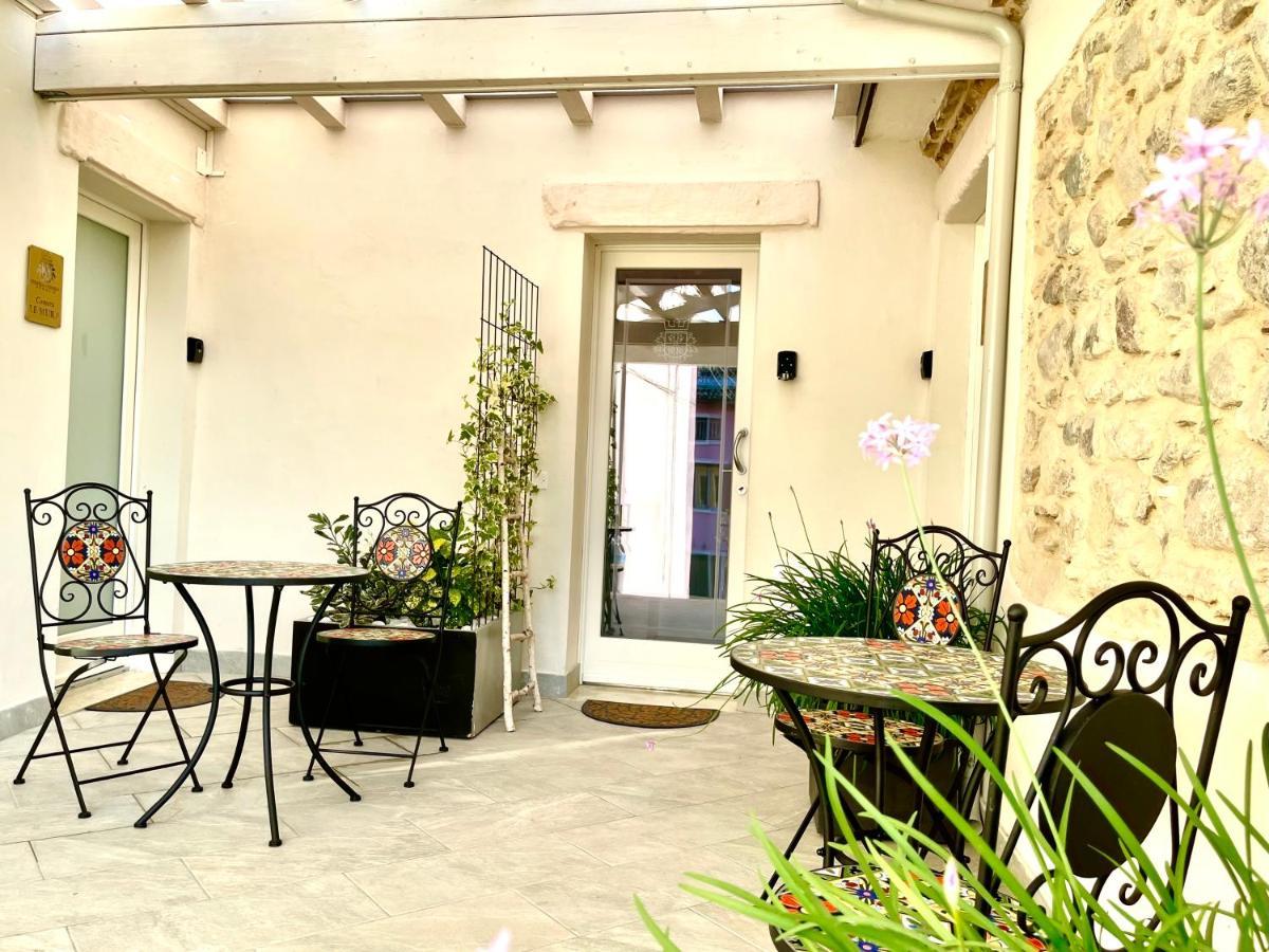 פסקיארה דל גארדה Dimora Di Charme Rooms & Apartments מראה חיצוני תמונה