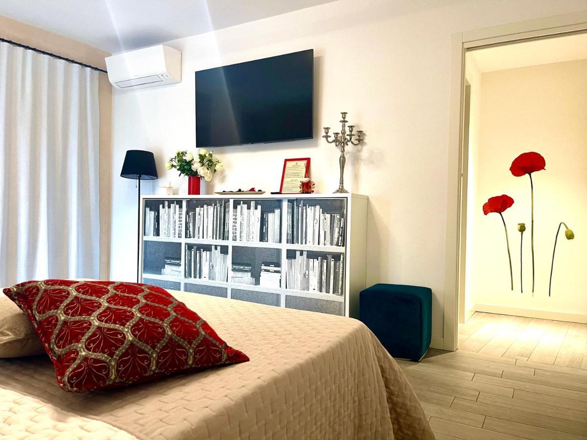 פסקיארה דל גארדה Dimora Di Charme Rooms & Apartments מראה חיצוני תמונה