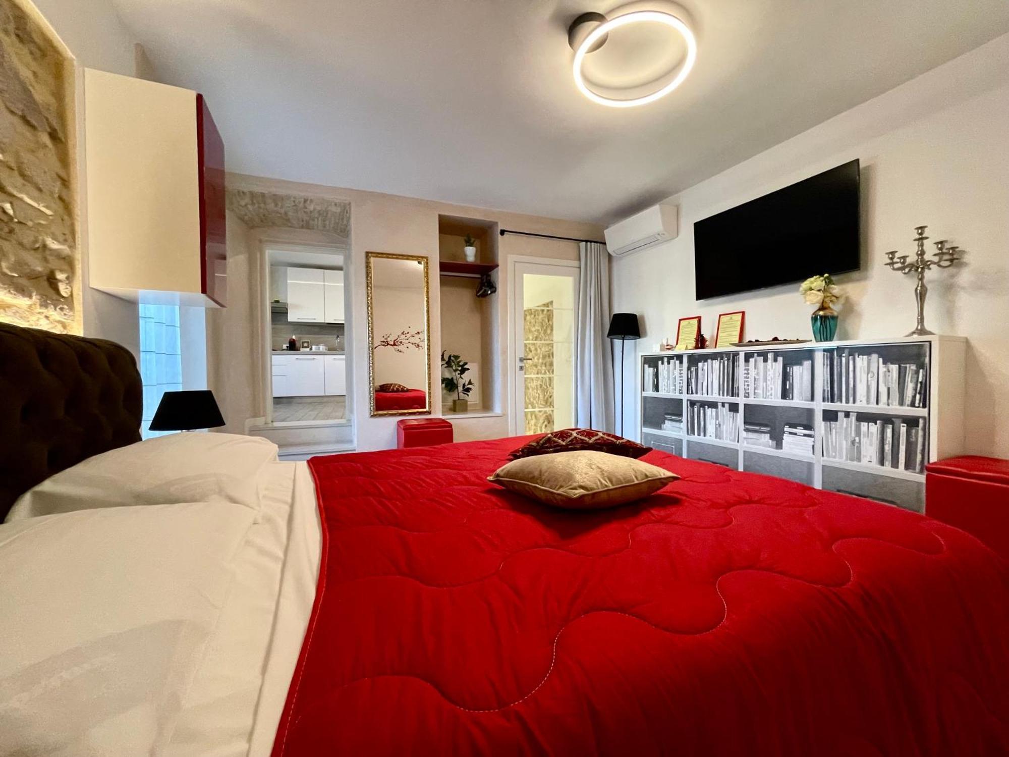 פסקיארה דל גארדה Dimora Di Charme Rooms & Apartments מראה חיצוני תמונה