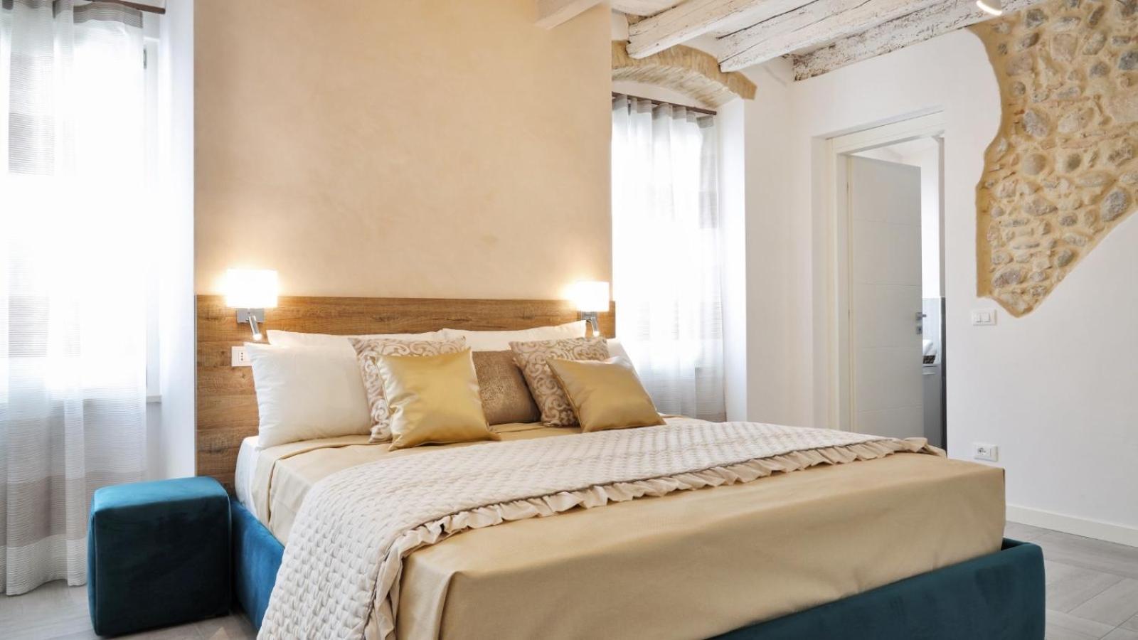 פסקיארה דל גארדה Dimora Di Charme Rooms & Apartments מראה חיצוני תמונה