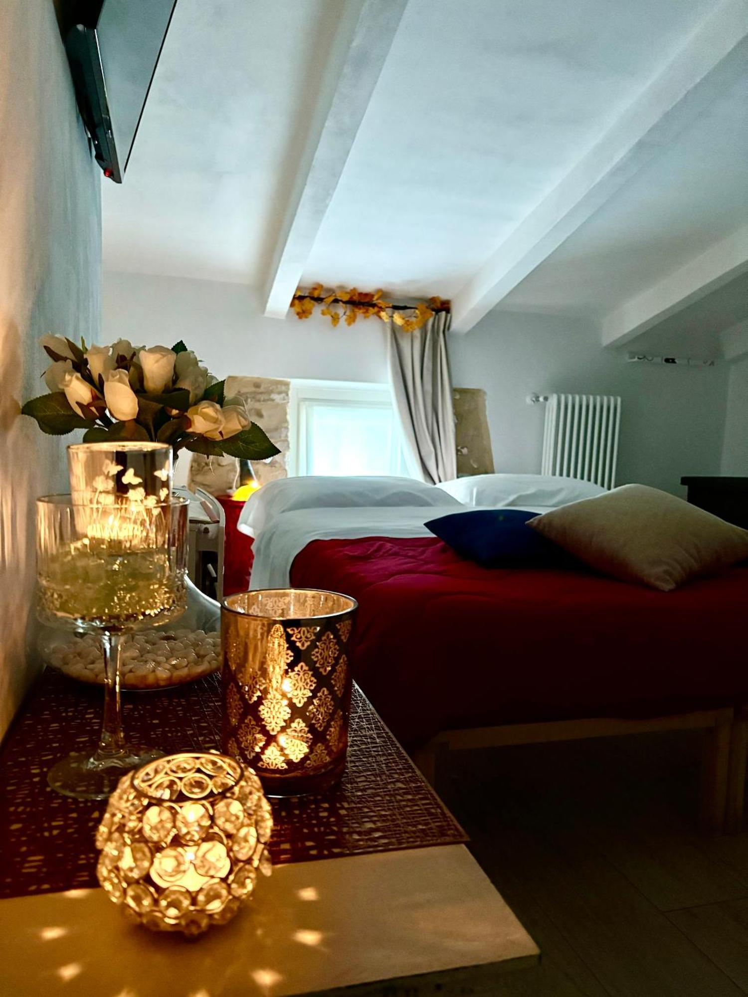 פסקיארה דל גארדה Dimora Di Charme Rooms & Apartments מראה חיצוני תמונה