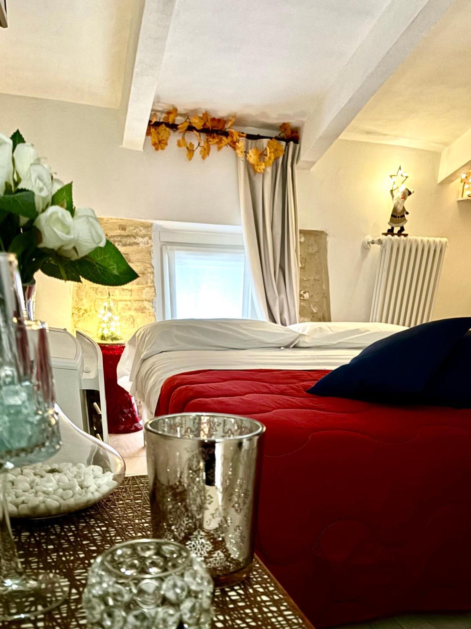 פסקיארה דל גארדה Dimora Di Charme Rooms & Apartments מראה חיצוני תמונה