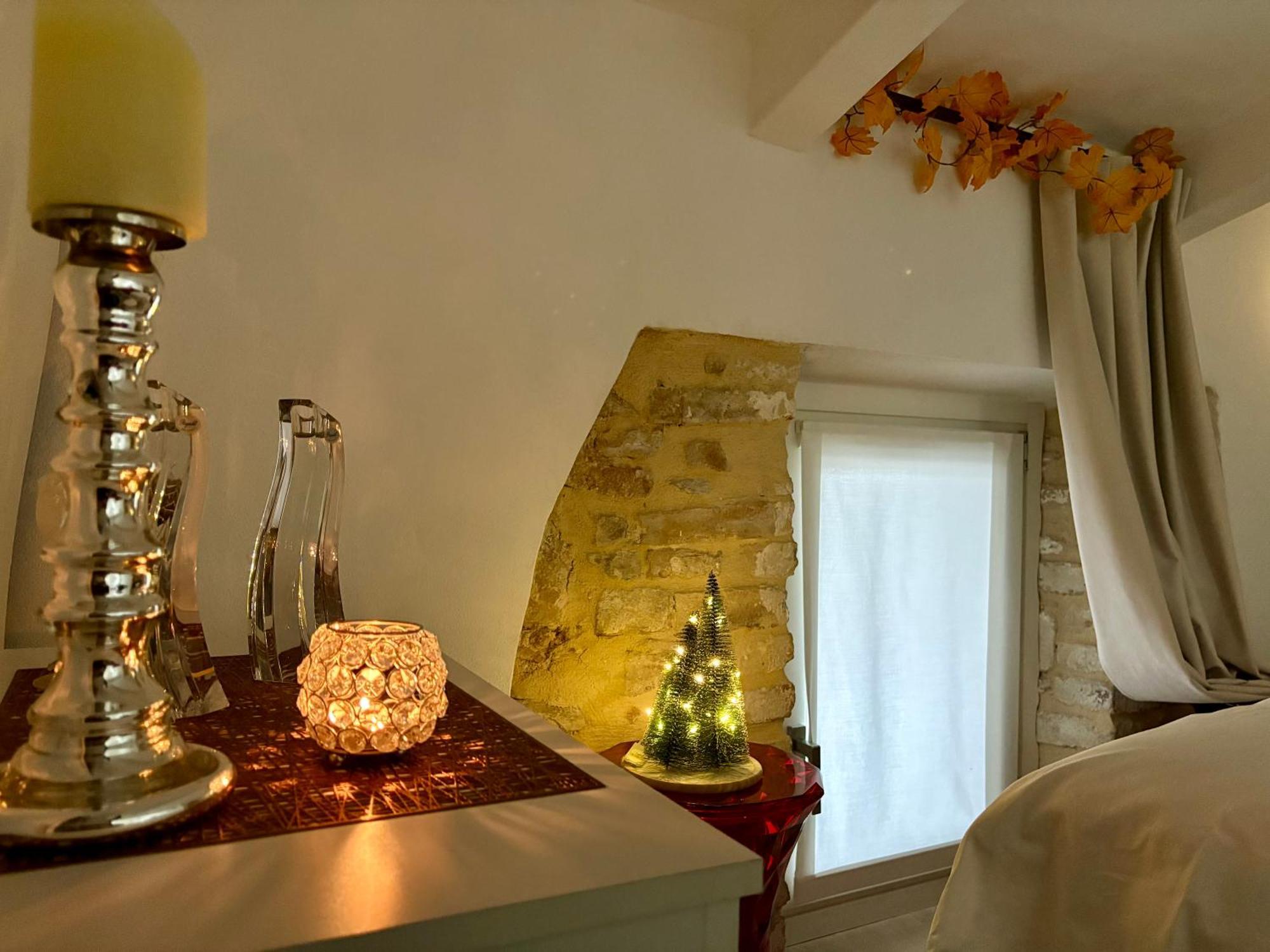 פסקיארה דל גארדה Dimora Di Charme Rooms & Apartments מראה חיצוני תמונה